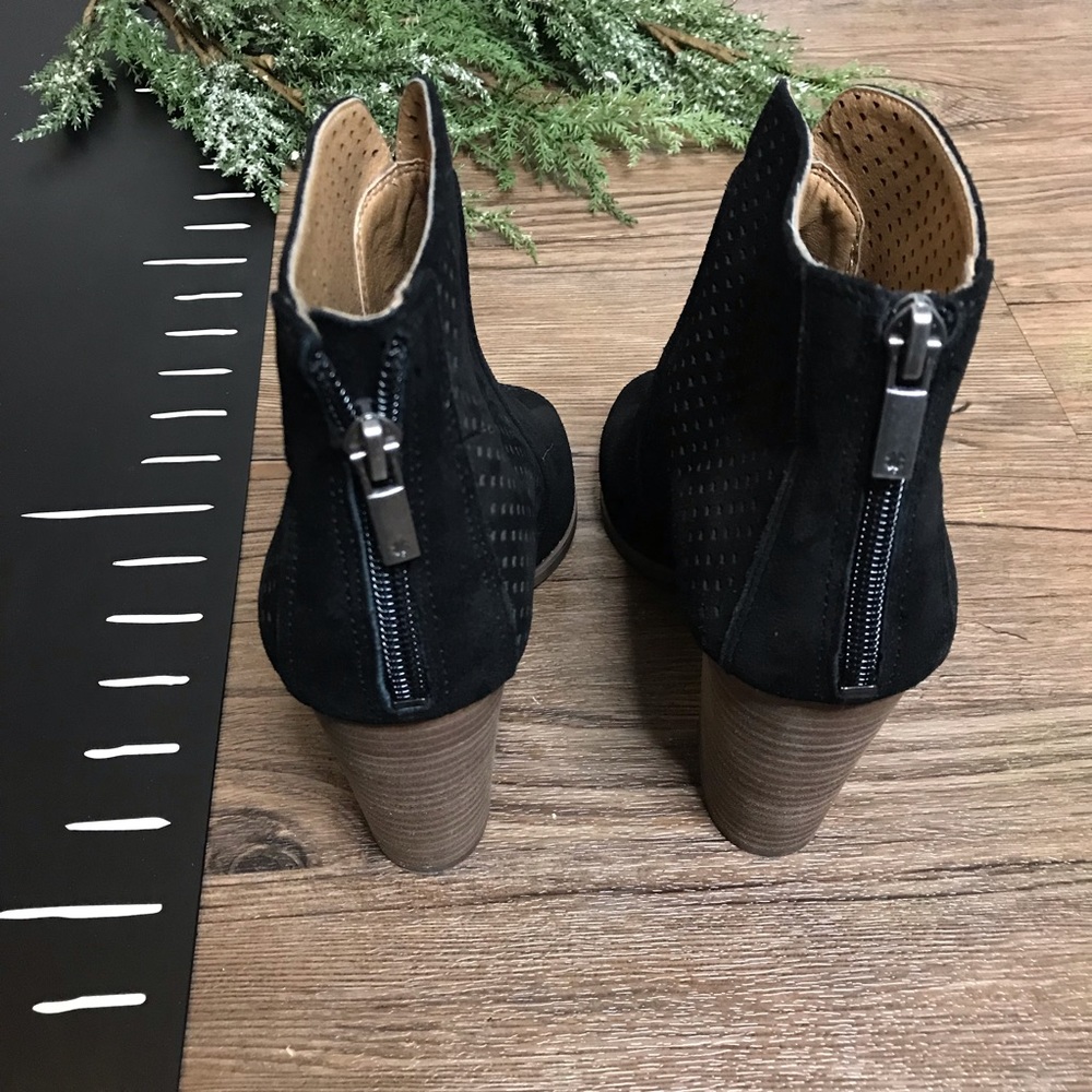 Lucky Brand Peep Toe Block Heel Lamia Booties - Picture 4 of 6